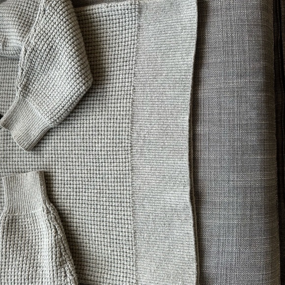 Patagonia Recycled Wool Blend, 1/4 zip Sweater L - Picture 7 of 9